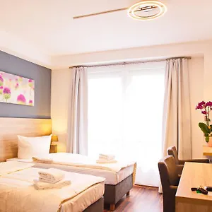 Hotell Blncty, Berlin
